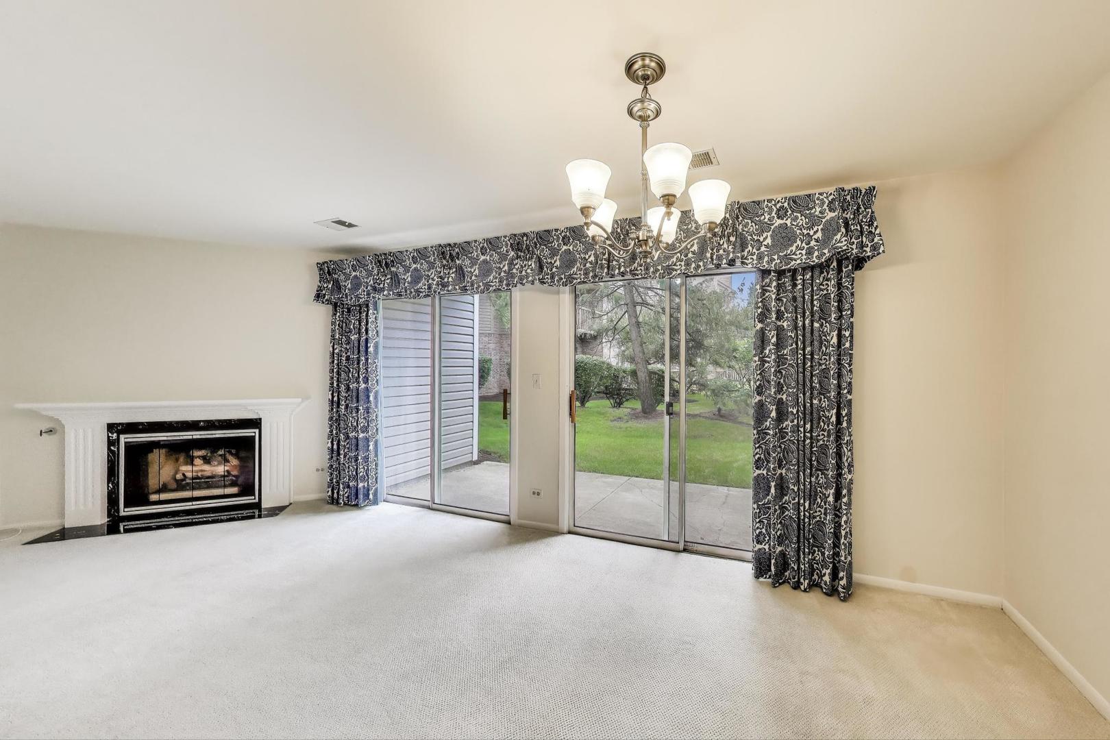 422 58th Place #7, Hinsdale, IL 60521