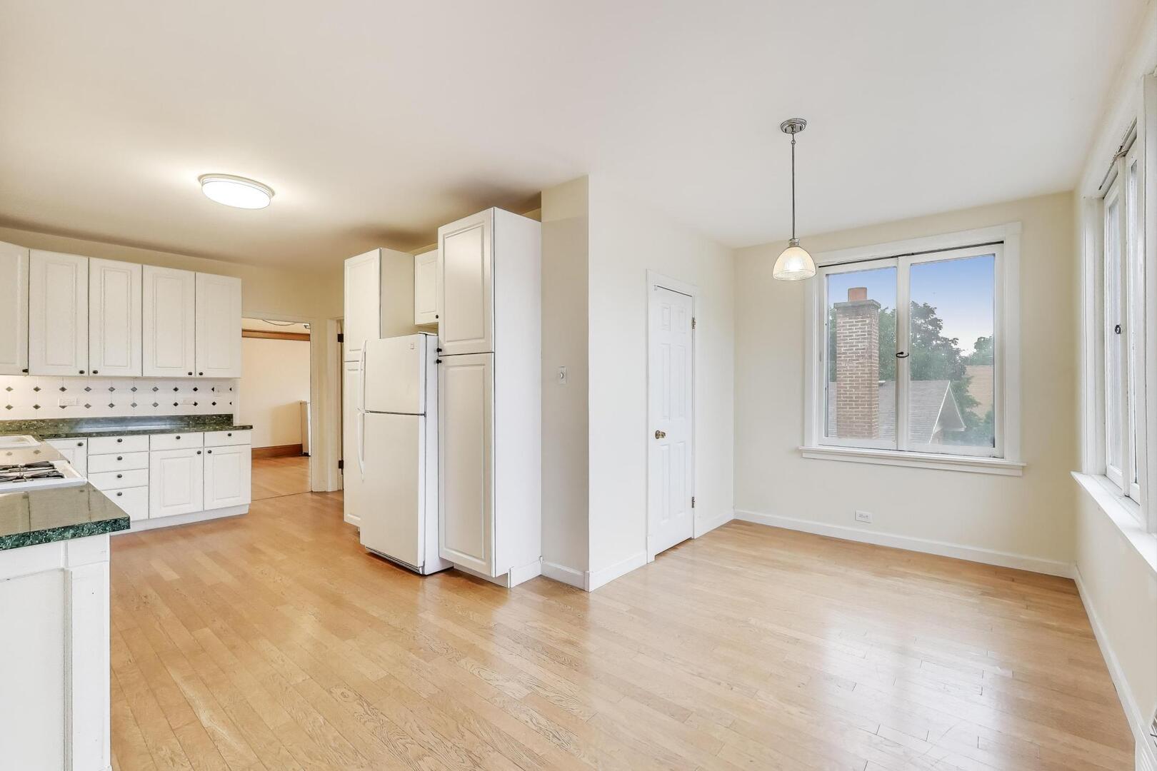 426 Washington Unit 3W Boulevard, Oak Park, IL 60302