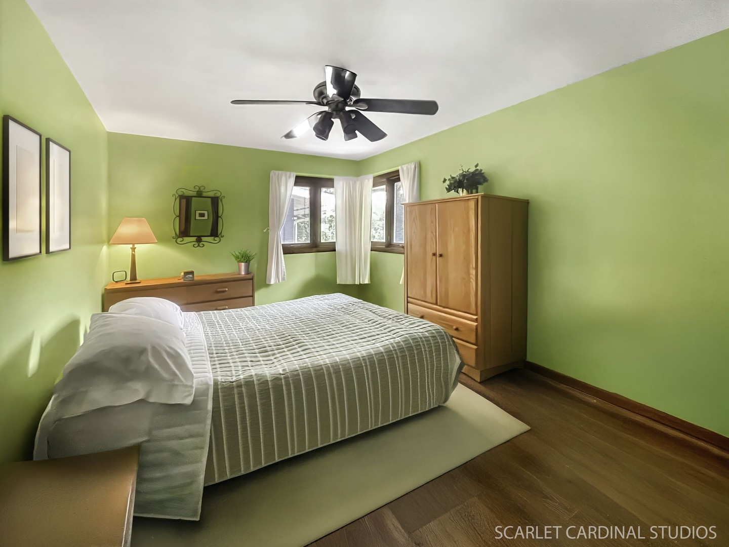 19 E Jackson Street, Villa Park, IL 60181