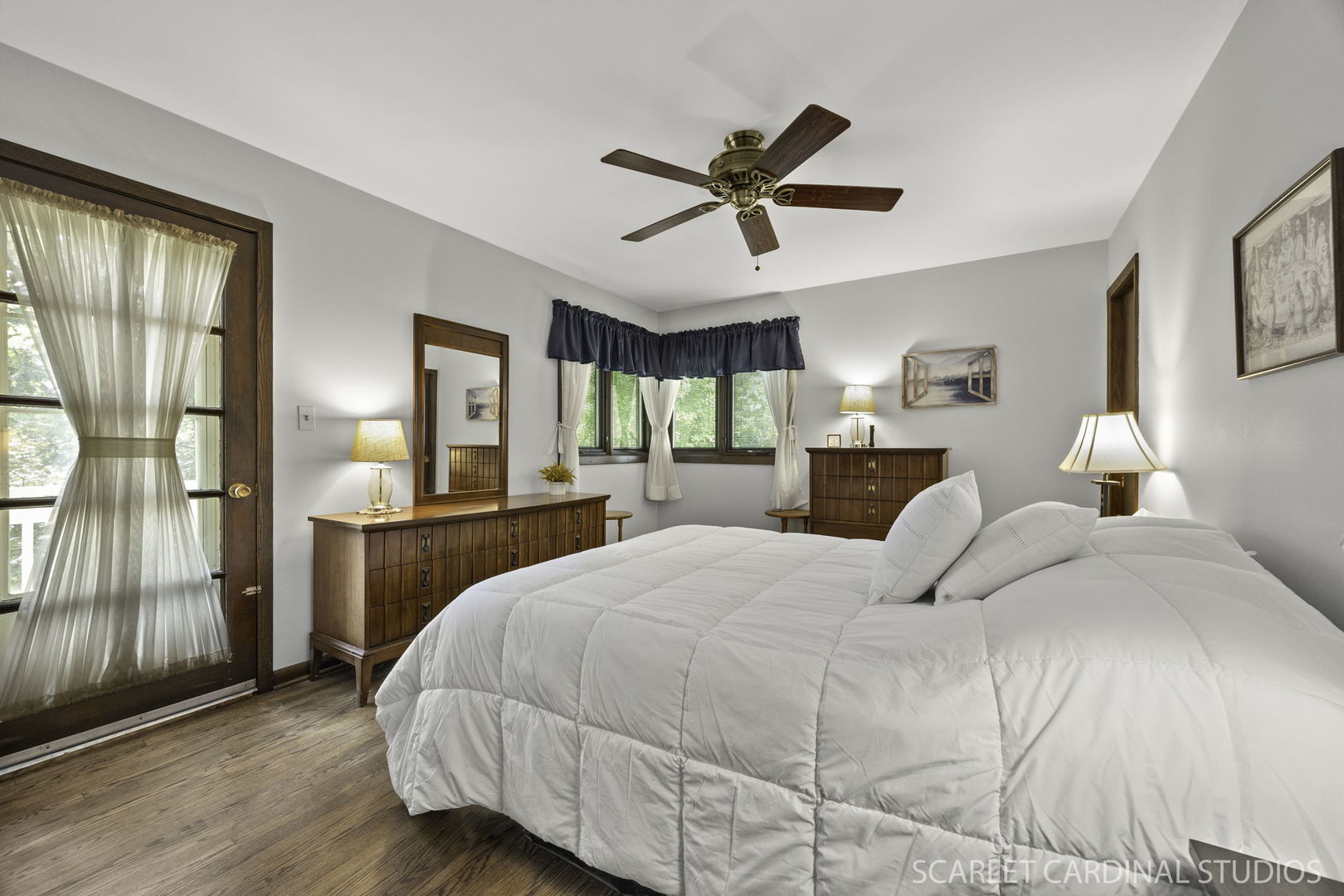 19 E Jackson Street, Villa Park, IL 60181