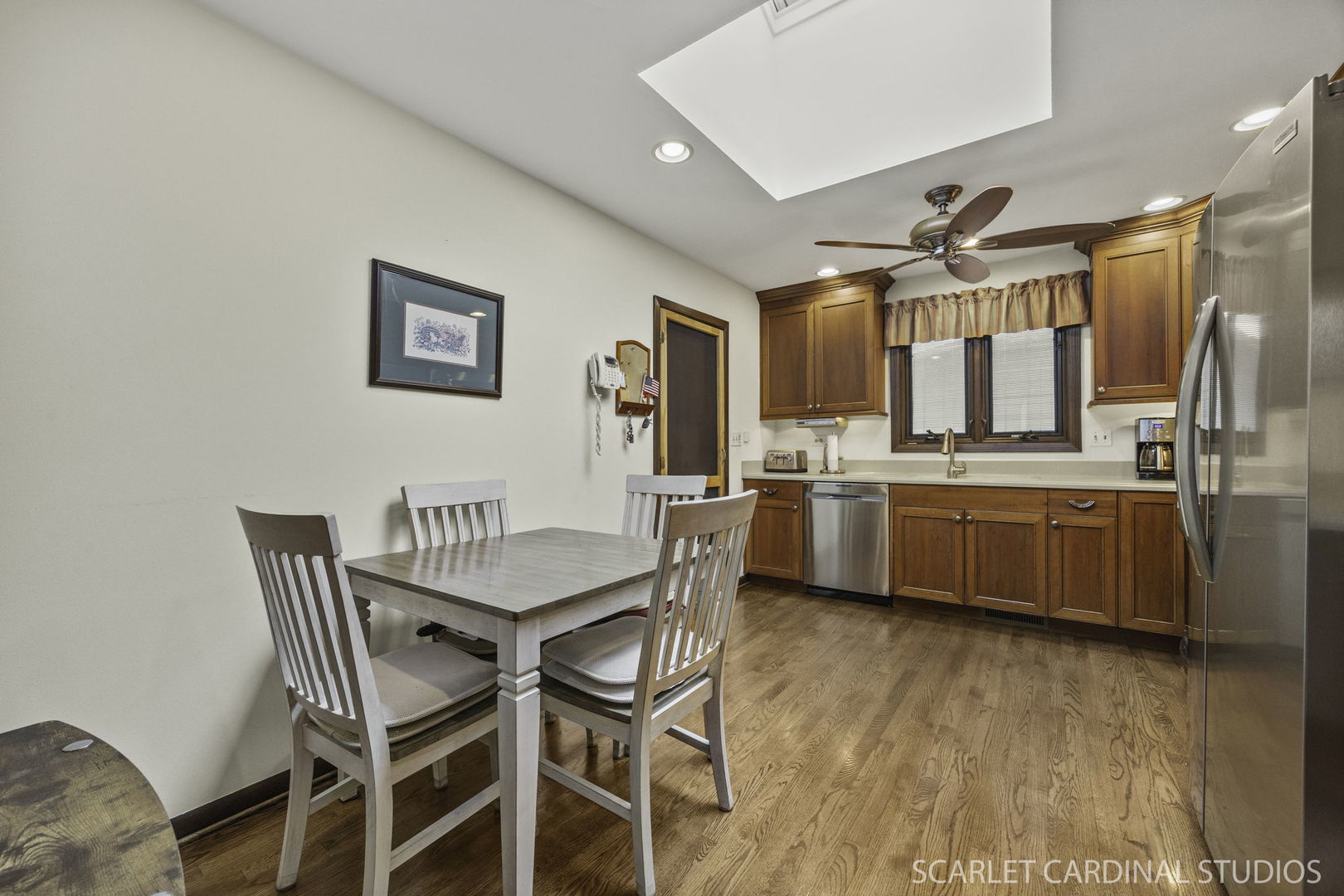 19 E Jackson Street, Villa Park, IL 60181