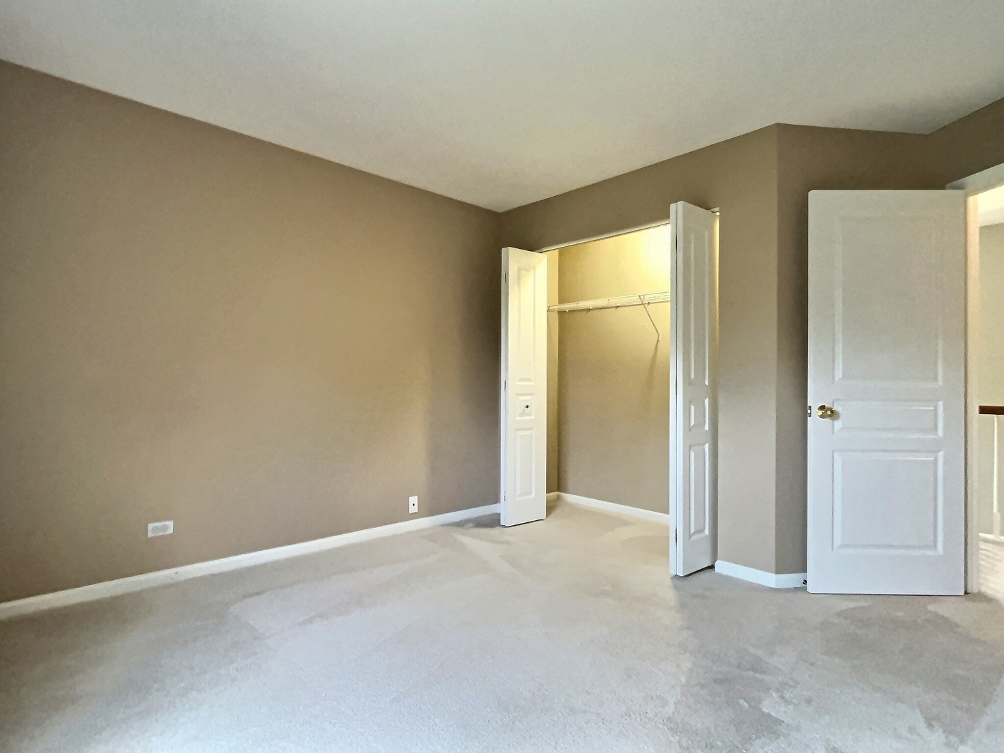 3142 Bromley Lane, Aurora, IL 60502