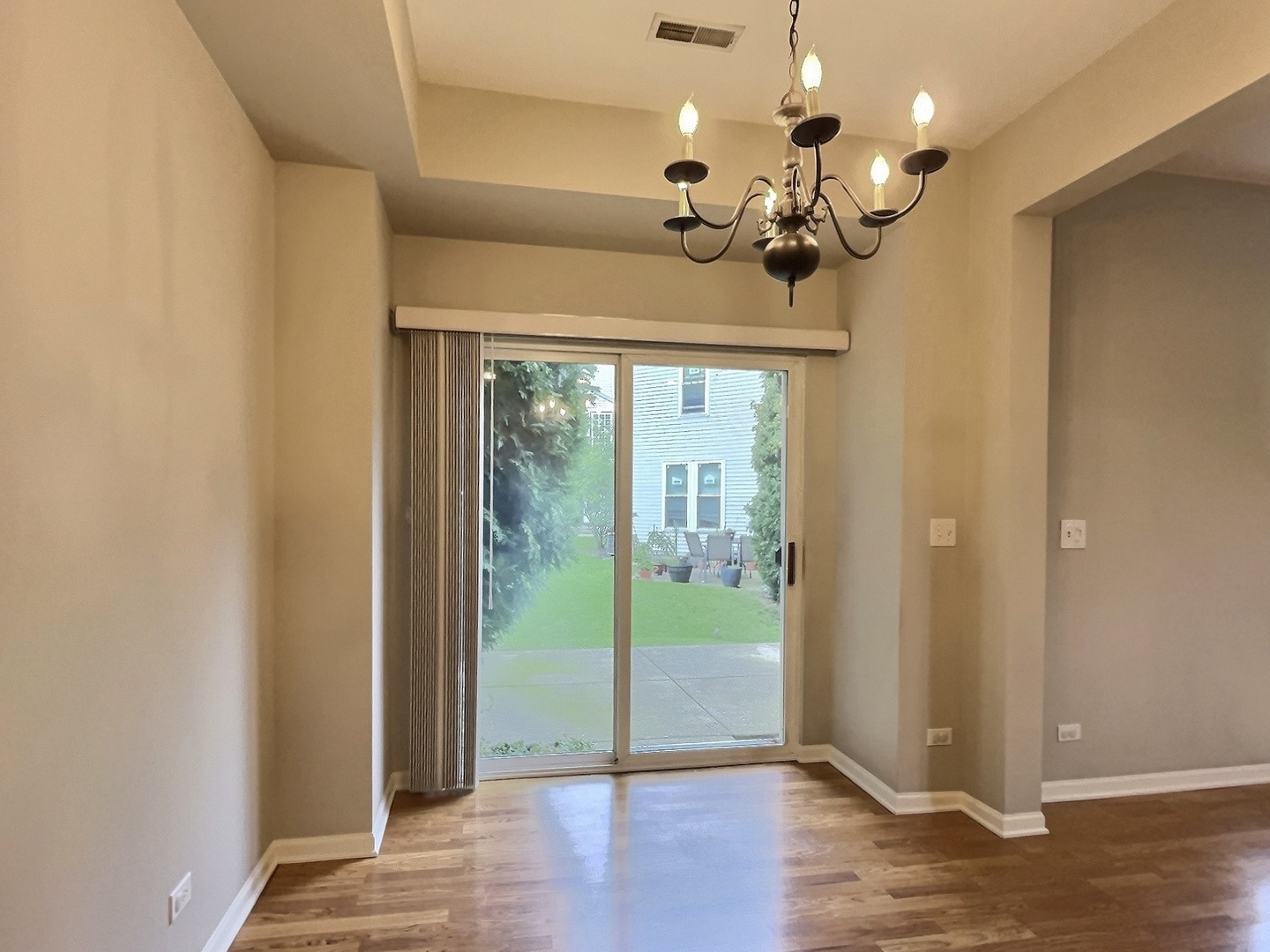 3142 Bromley Lane, Aurora, IL 60502