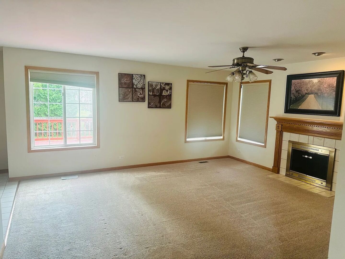 360 Thomas Drive, West Chicago, IL 60185