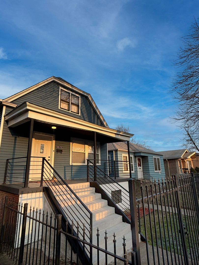 10151 S Avenue M, Chicago, IL 60617