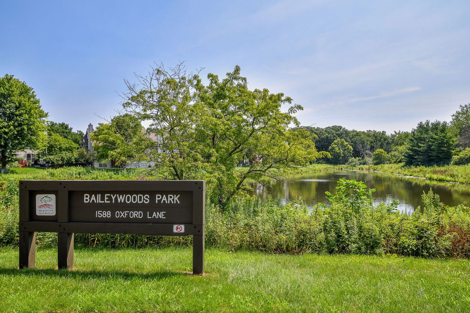 558 Harlowe Lane, Naperville, IL 60565
