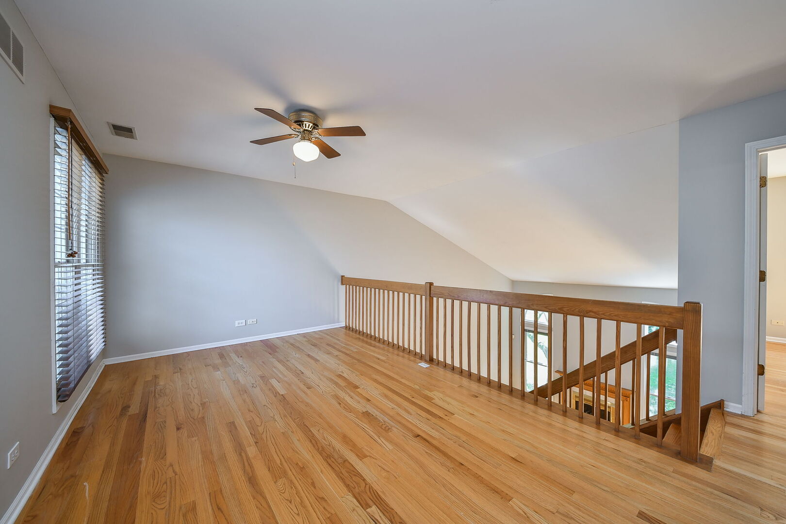 558 Harlowe Lane, Naperville, IL 60565