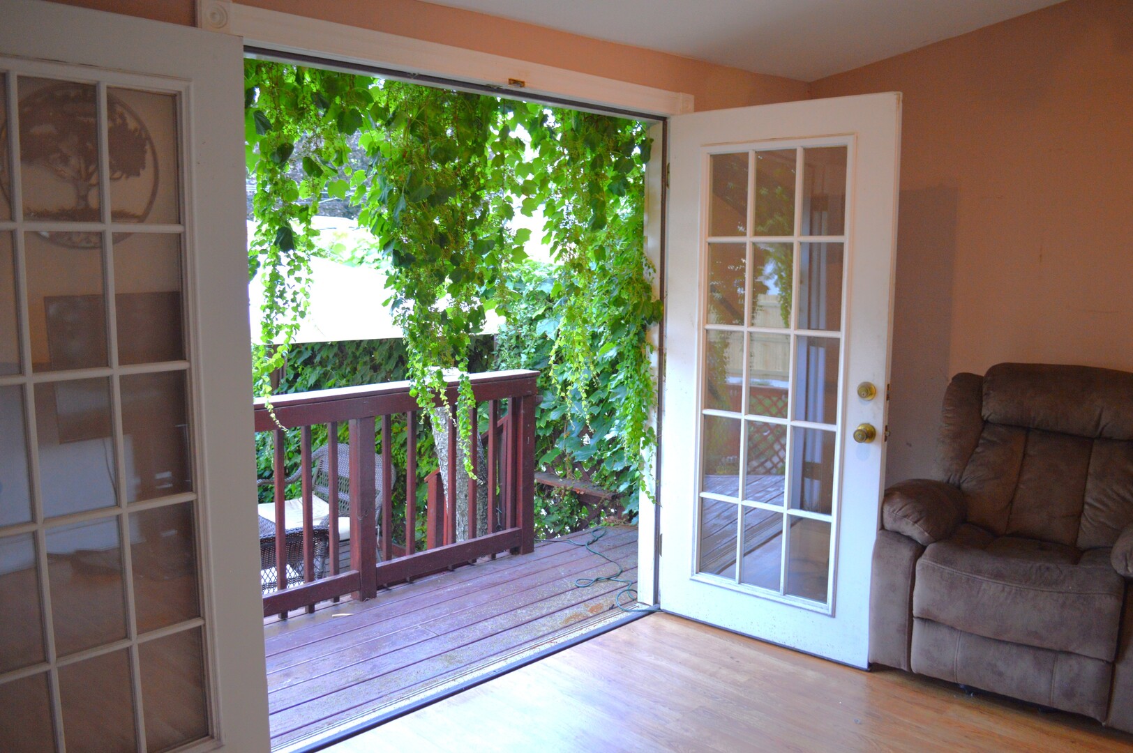 4051 N Marmora Avenue, Chicago, IL 60634
