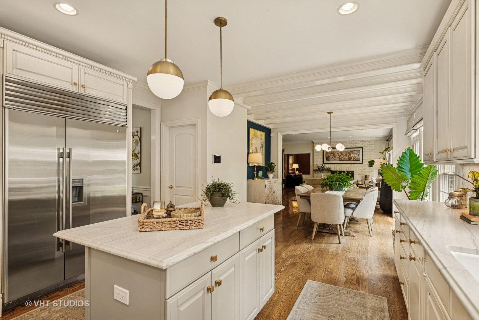 14875 Creekside Path, Green Oaks, IL 60048