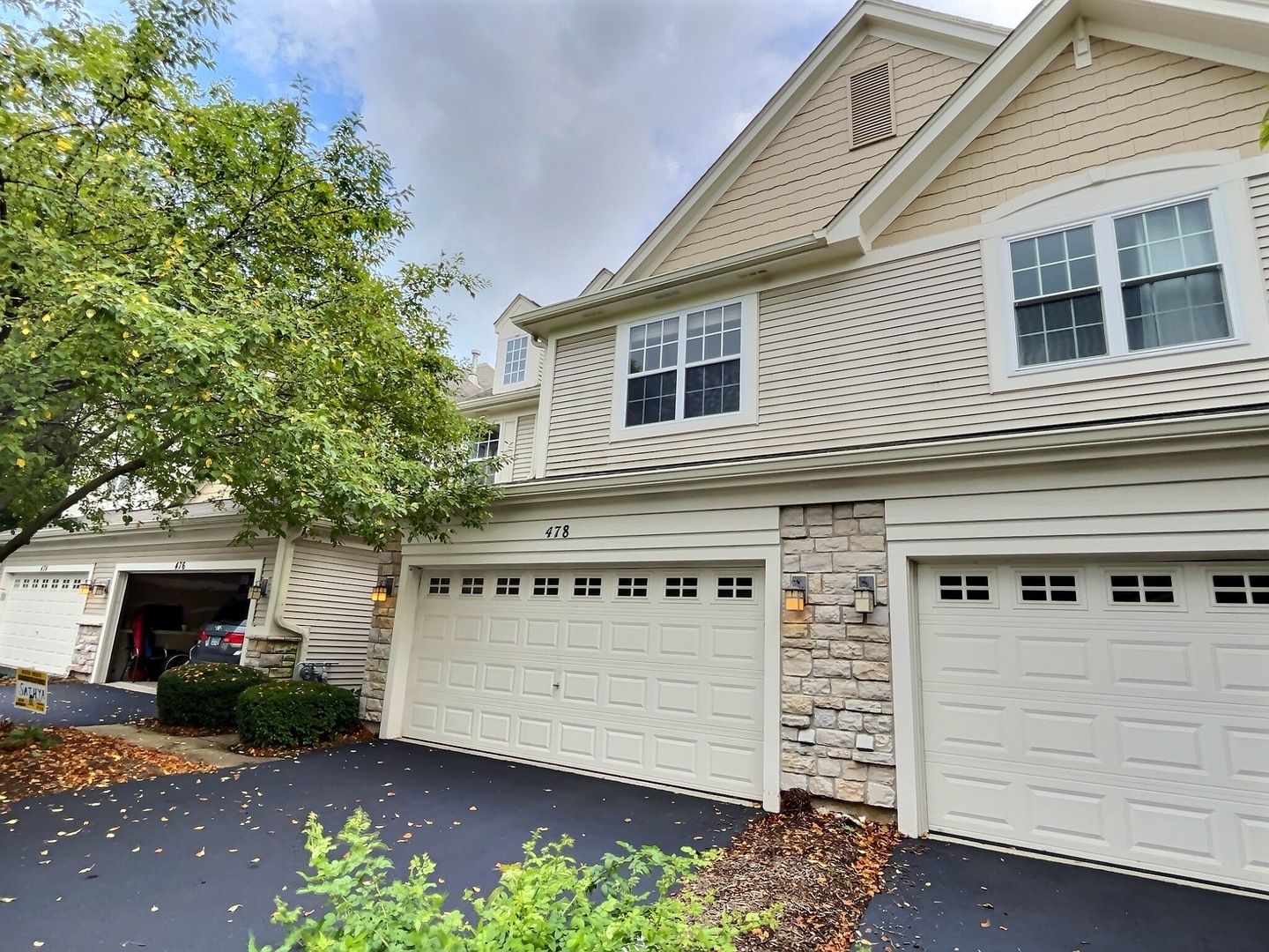 478 Vaughn Circle, Aurora, IL 60502
