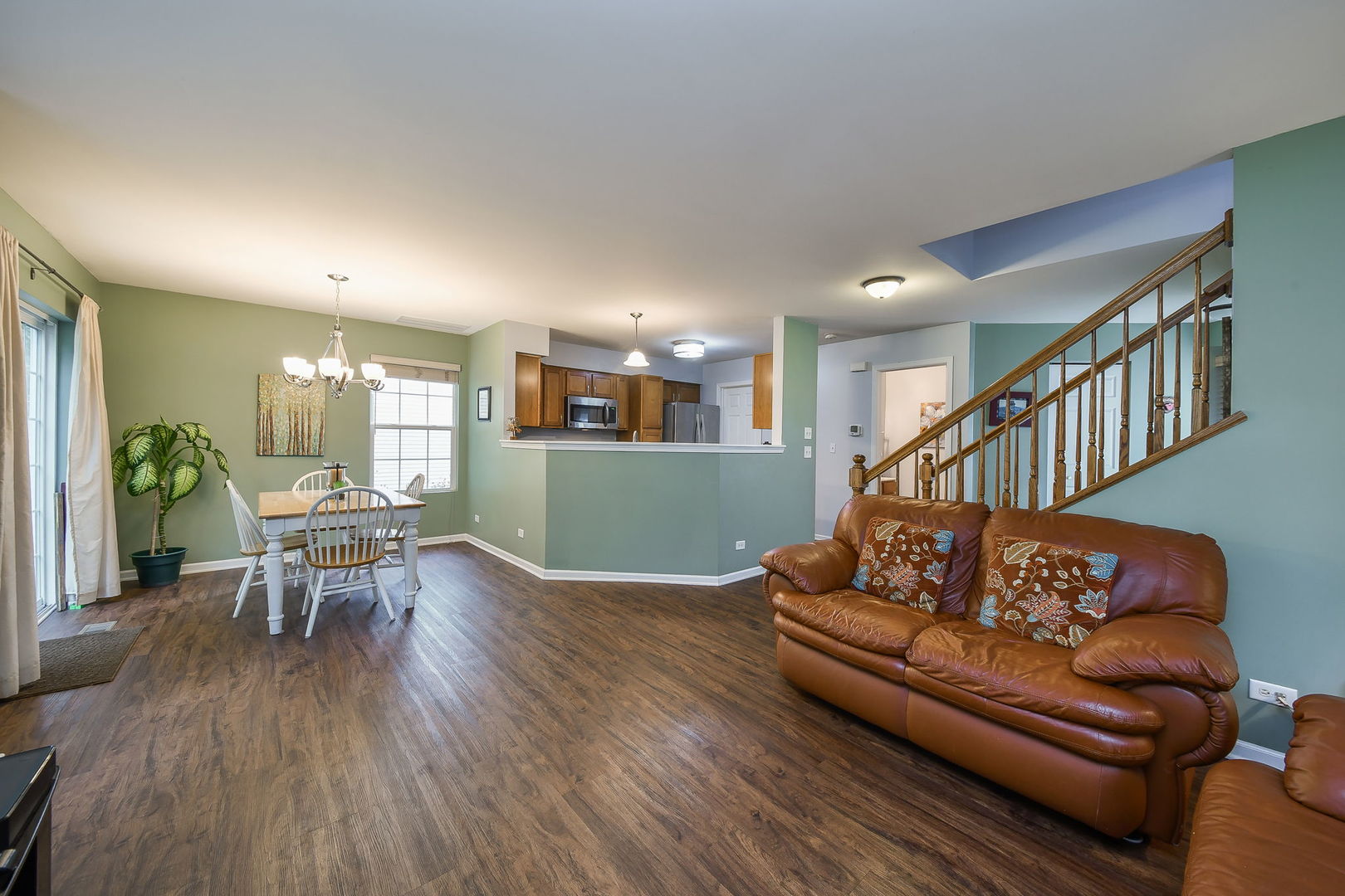 2405 Stoughton Circle, Aurora, IL 60502