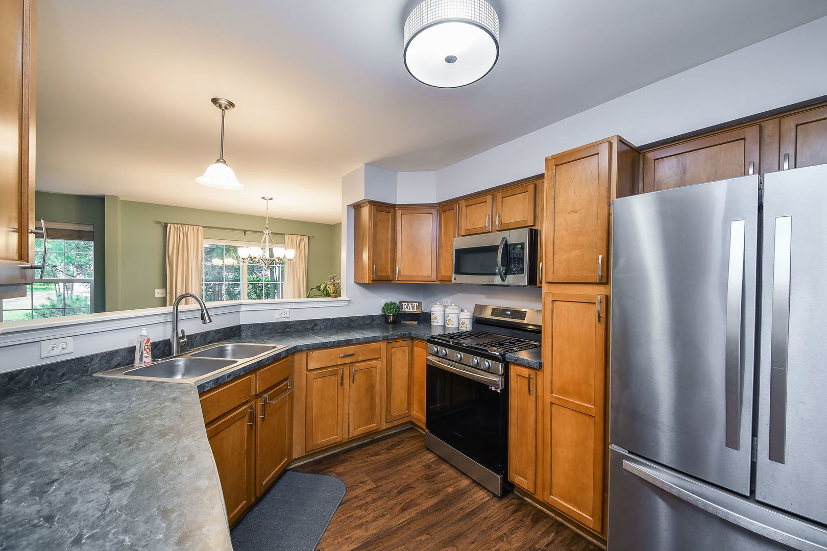 2405 Stoughton Circle, Aurora, IL 60502