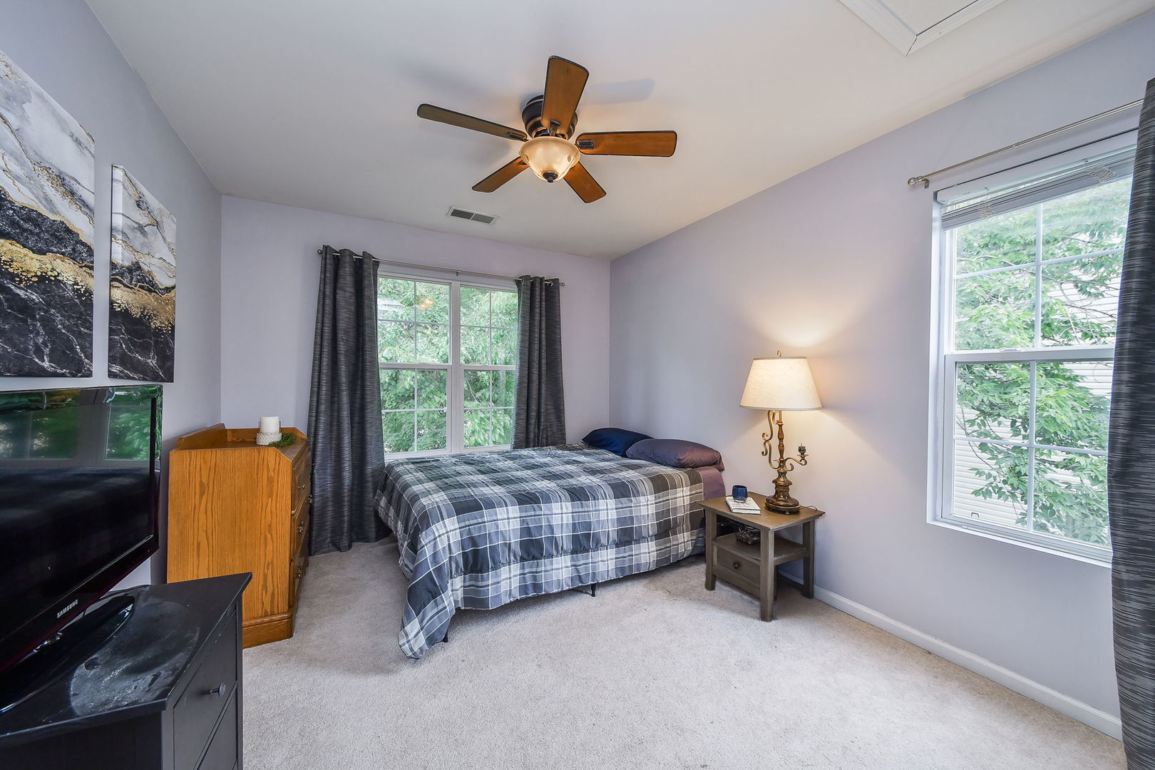 2405 Stoughton Circle, Aurora, IL 60502
