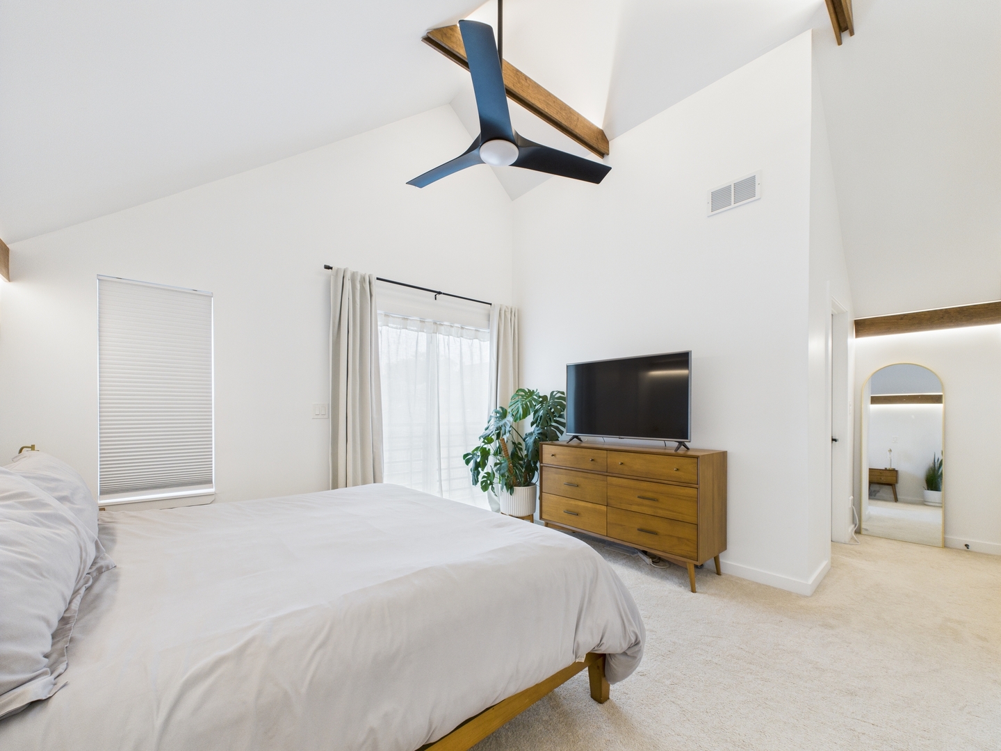 3148 S May Street, Chicago, IL 60608