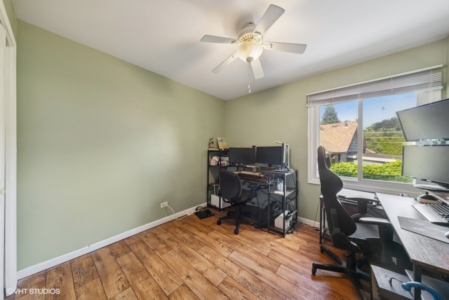 26W241 Jewell Road, Winfield, IL 60190