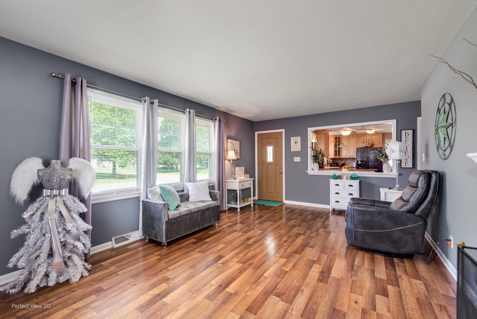 295 N Lincoln Street, Coal City, IL 60416