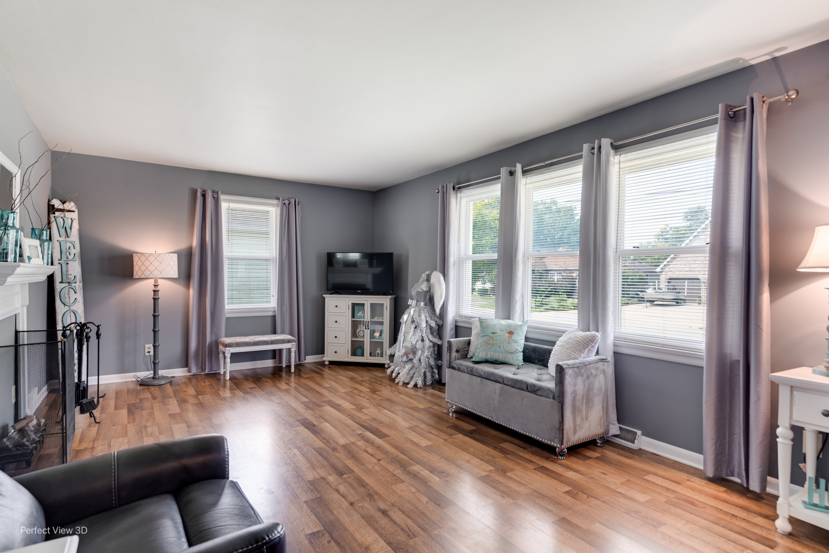 295 N Lincoln Street, Coal City, IL 60416