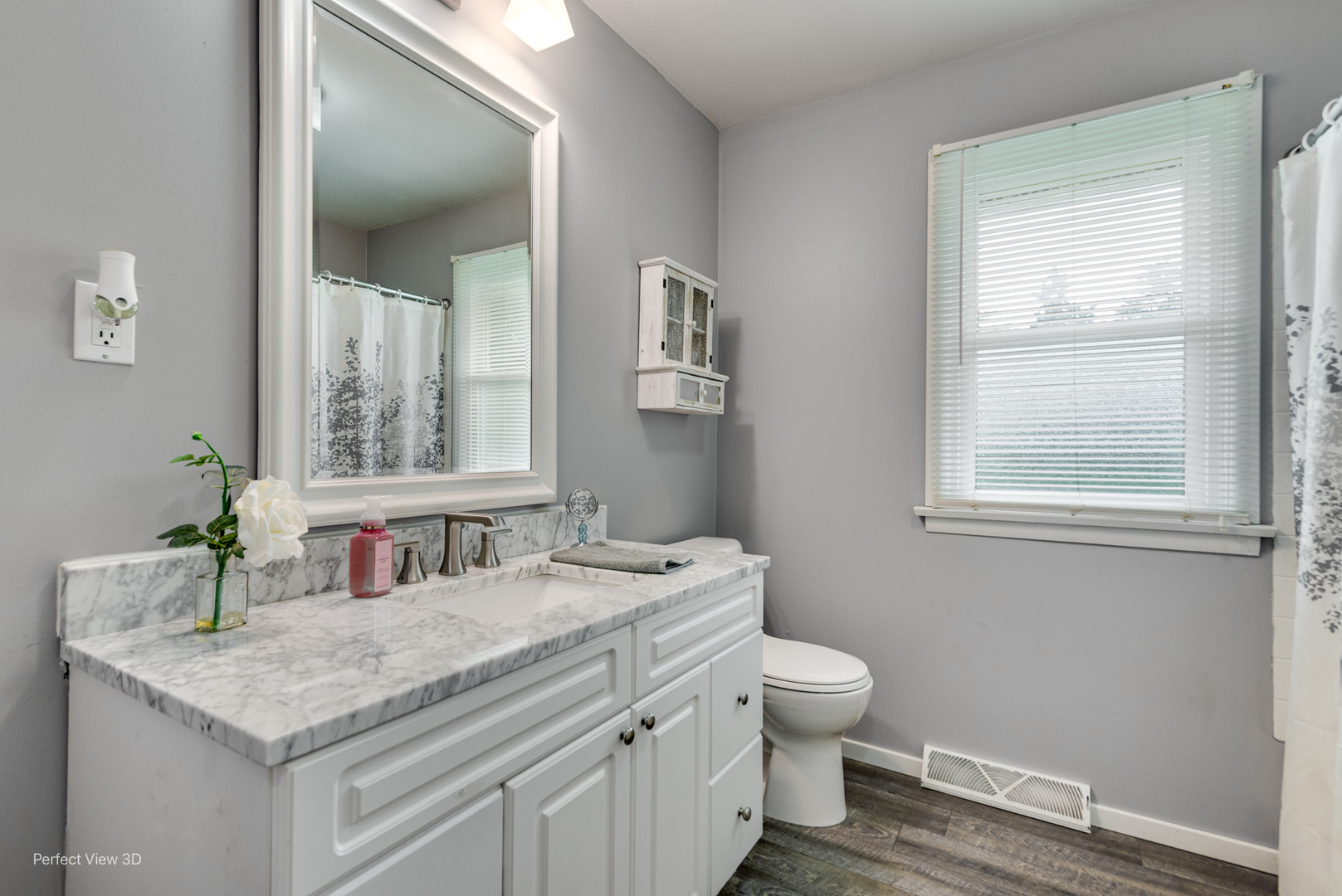 295 N Lincoln Street, Coal City, IL 60416