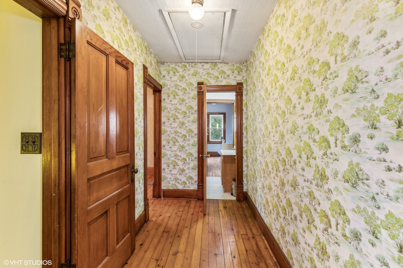 309 E Corning Avenue, Peotone, IL 60468