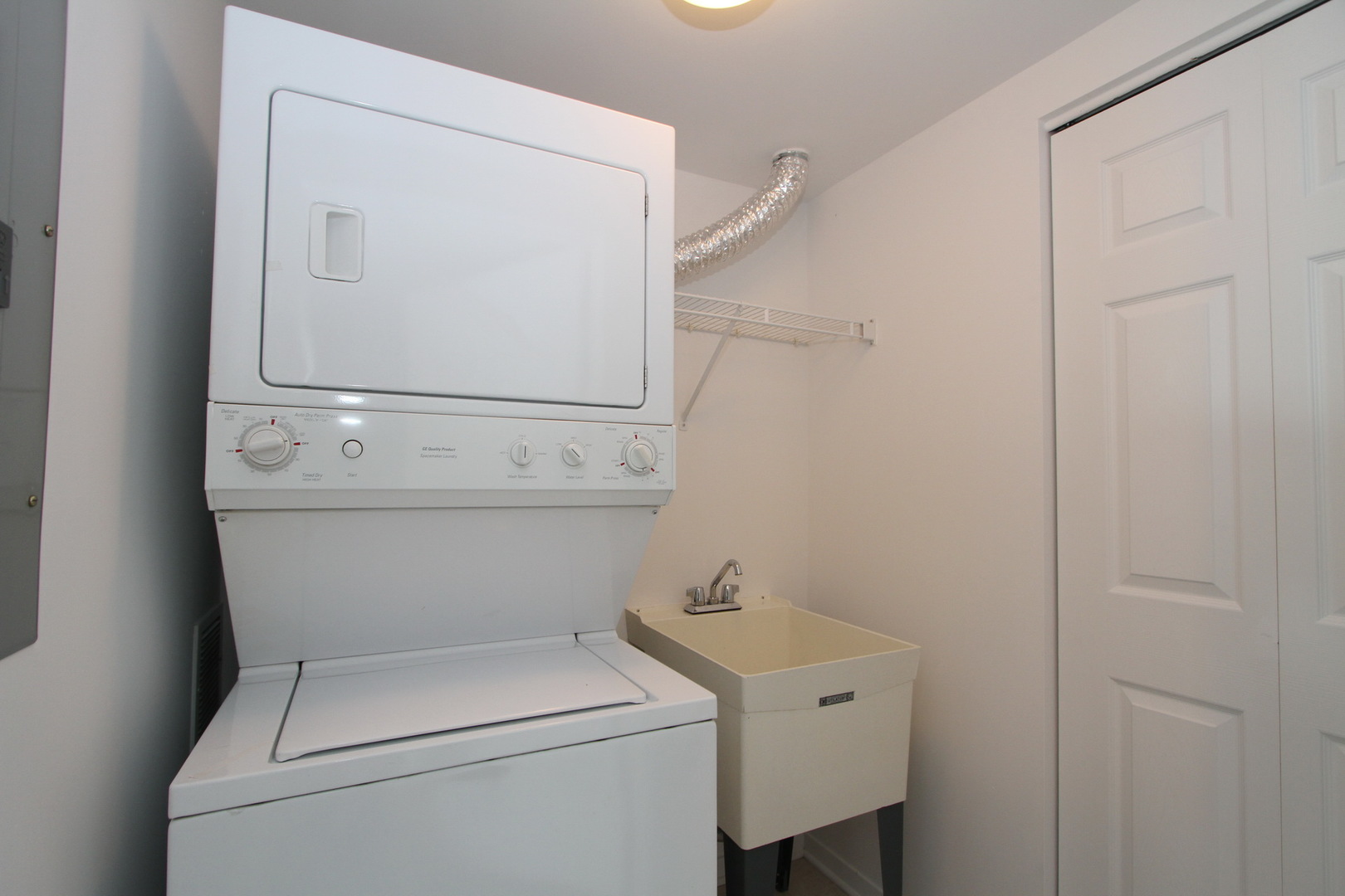 1640 Maple Avenue #804, Evanston, IL 60201