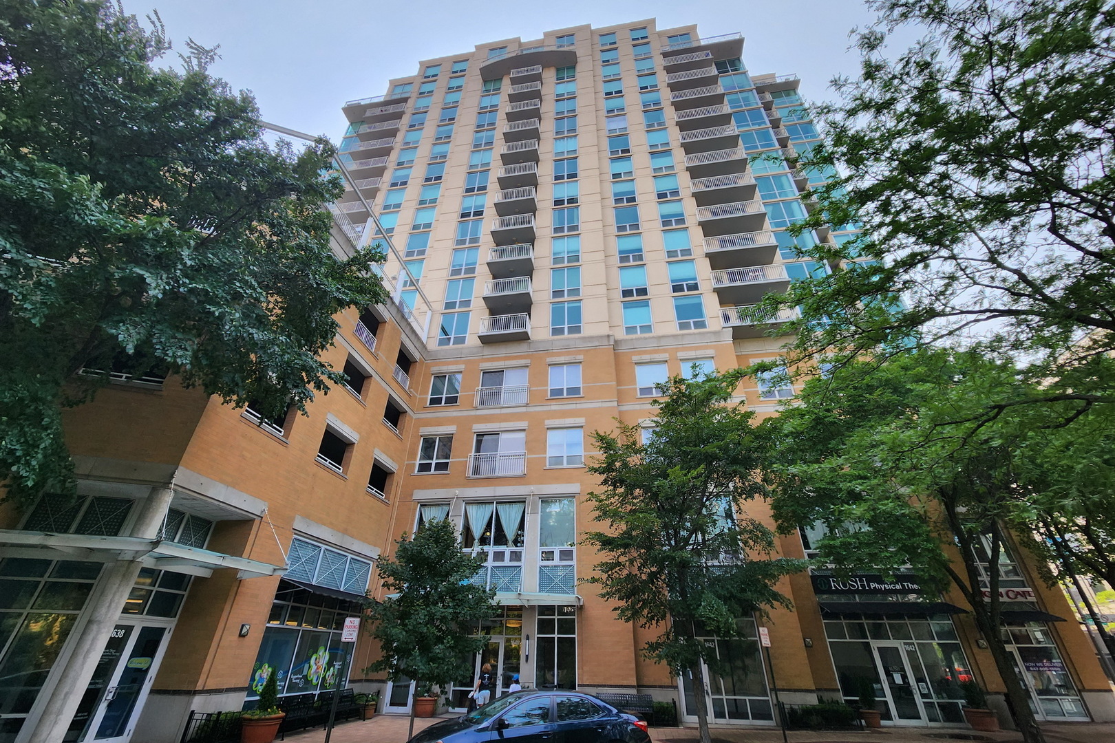 1640 Maple Avenue #804, Evanston, IL 60201