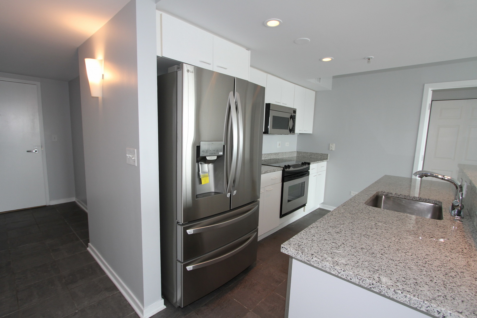 1640 Maple Avenue #804, Evanston, IL 60201