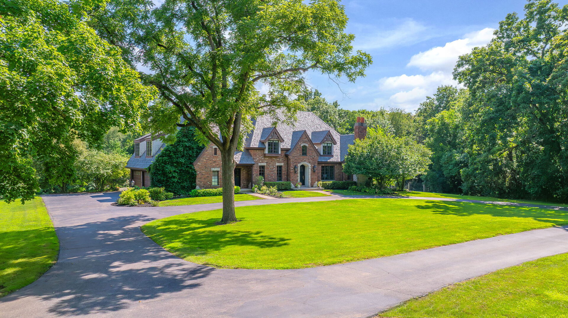 34W791 Army Trail Road, Wayne, IL 60184