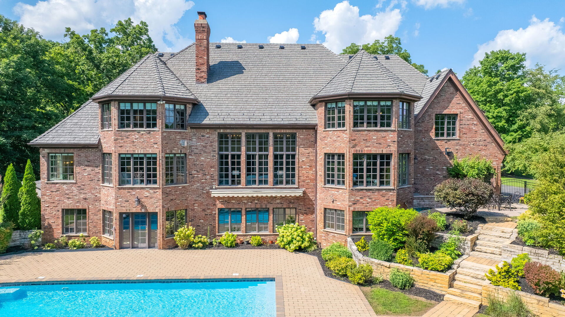 34W791 Army Trail Road, Wayne, IL 60184