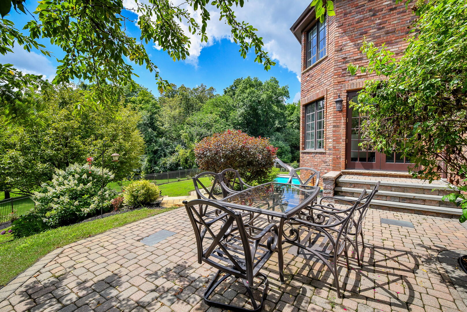 34W791 Army Trail Road, Wayne, IL 60184