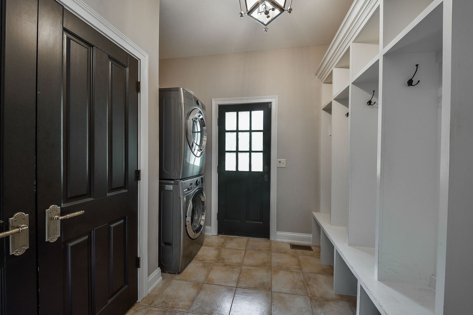 34W791 Army Trail Road, Wayne, IL 60184