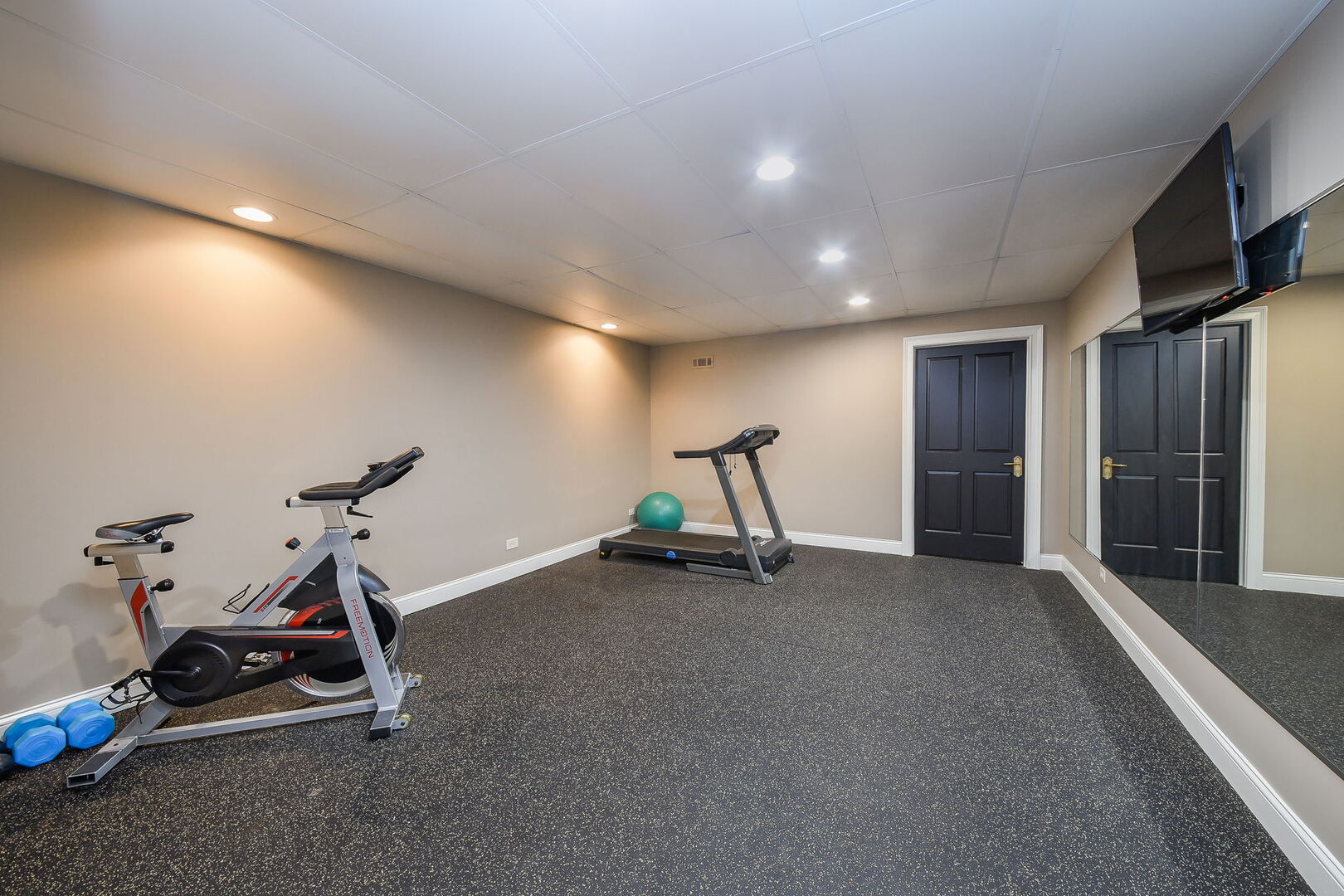 34W791 Army Trail Road, Wayne, IL 60184