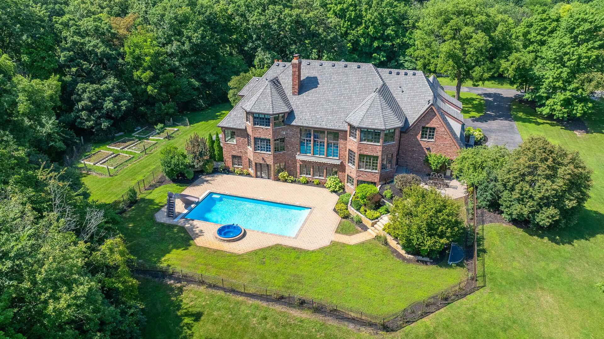 34W791 Army Trail Road, Wayne, IL 60184