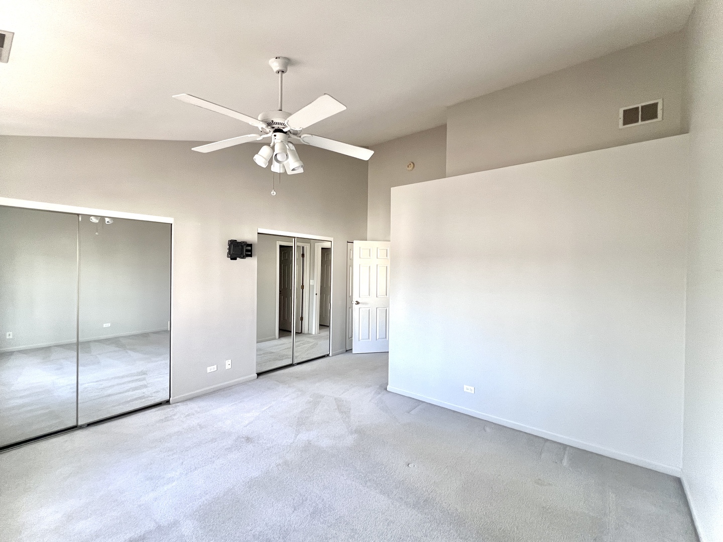 2130 Fulham Drive, Naperville, IL 60564