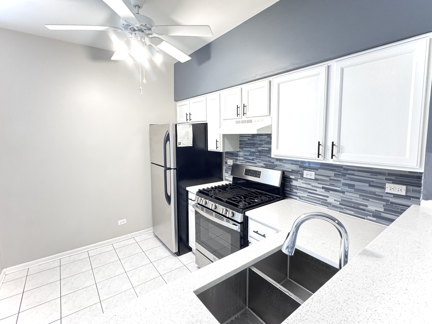2130 Fulham Drive, Naperville, IL 60564
