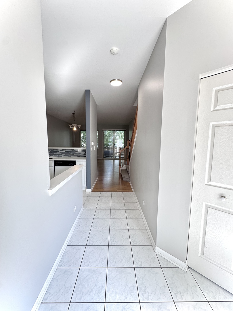 2130 Fulham Drive, Naperville, IL 60564