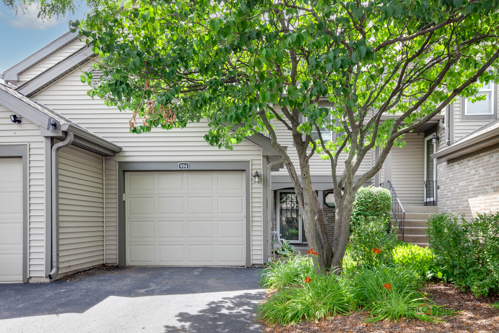 994 BUTTER CREEK Court #994, Hoffman Estates, IL 60169