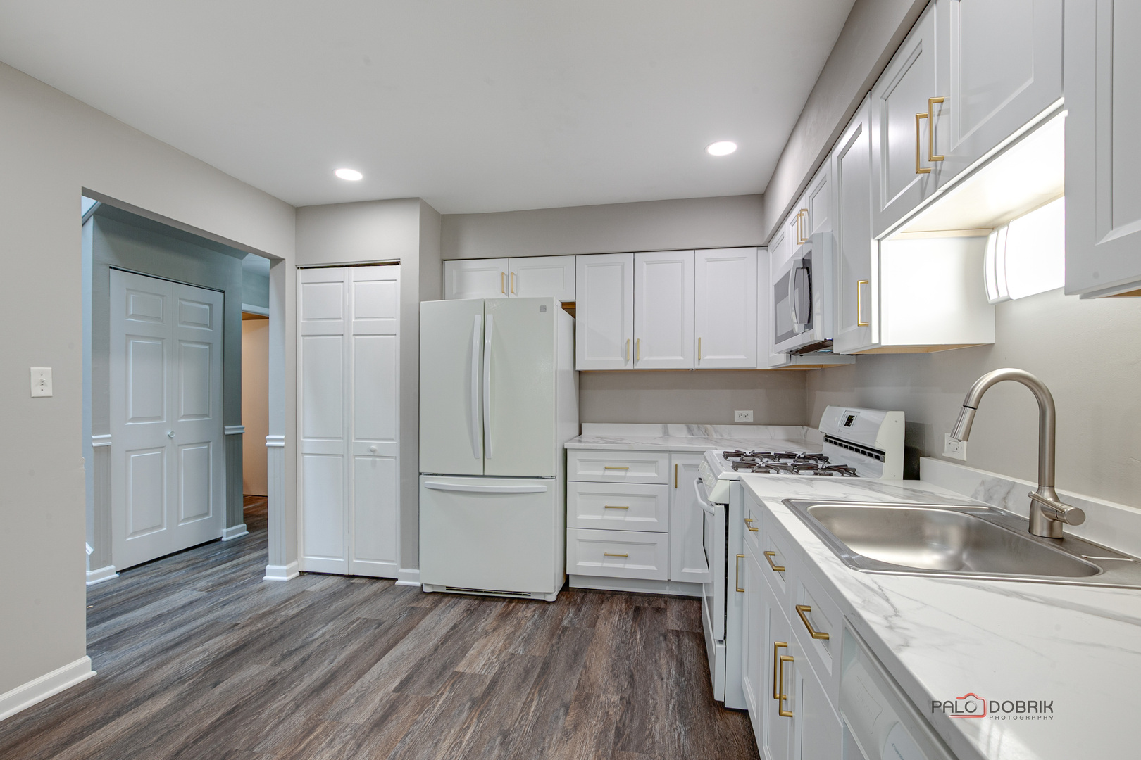 994 BUTTER CREEK Court #994, Hoffman Estates, IL 60169