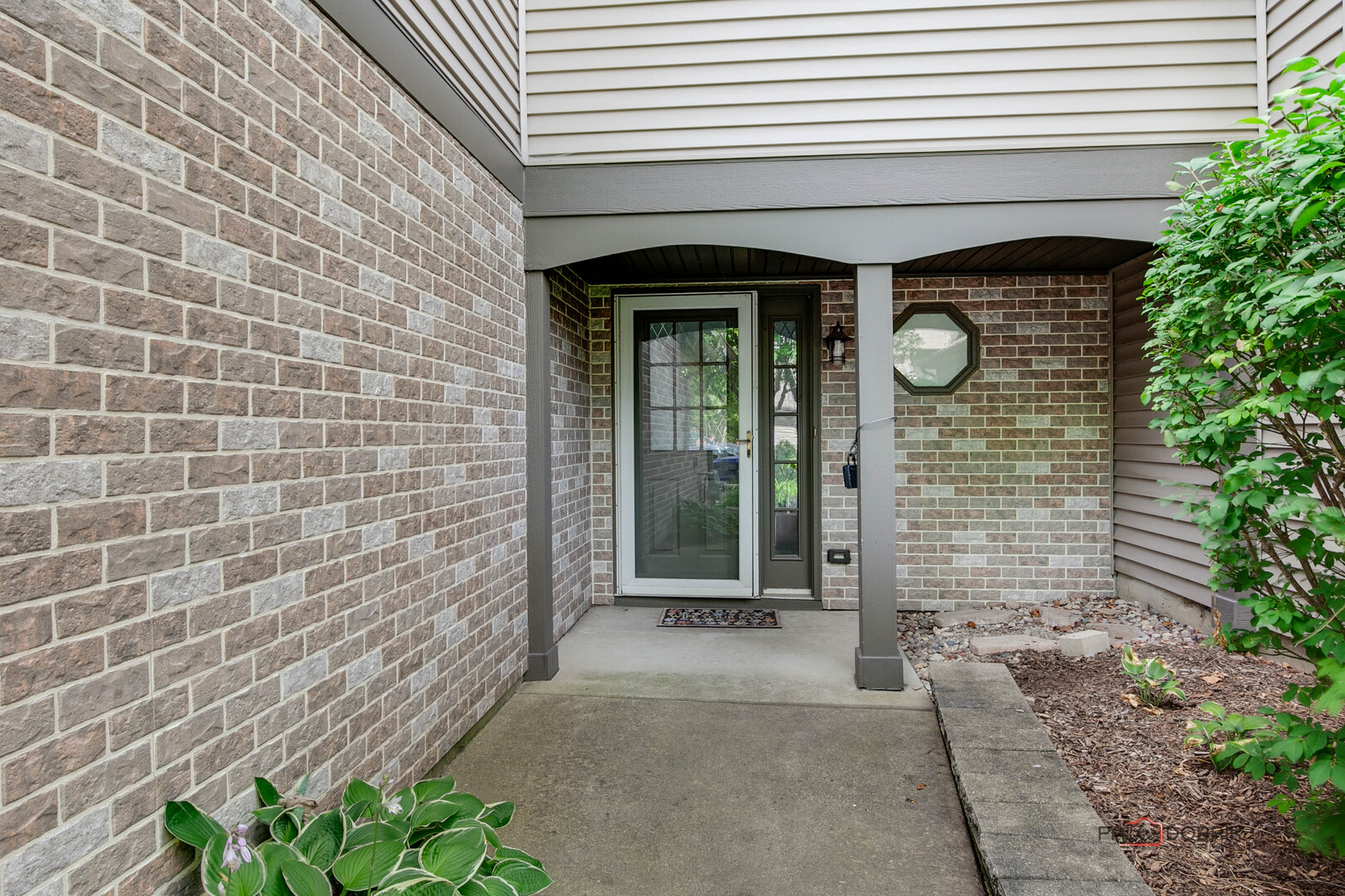994 BUTTER CREEK Court #994, Hoffman Estates, IL 60169