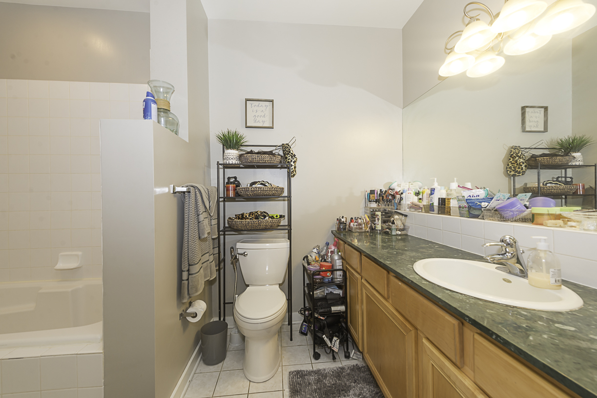 1621 S Halsted Street #405, Chicago, IL 60608