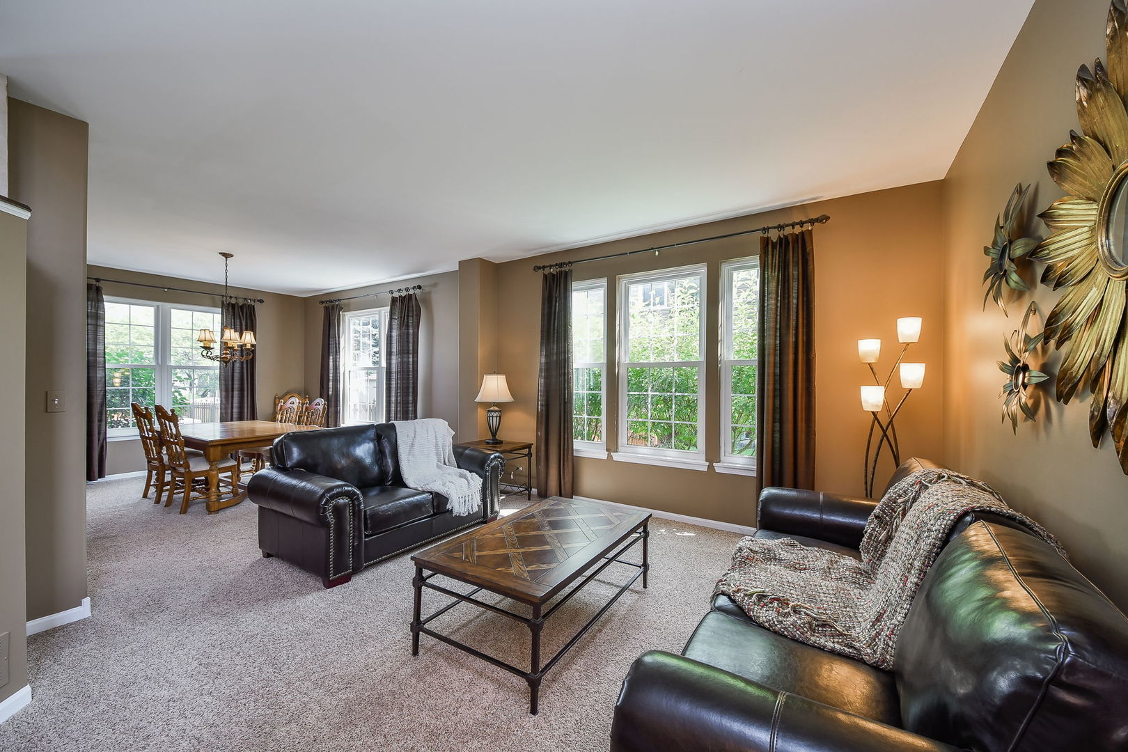 2925 Andrus Drive, West Chicago, IL 60185
