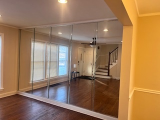 1329 E 89th Place, Chicago, IL 60619