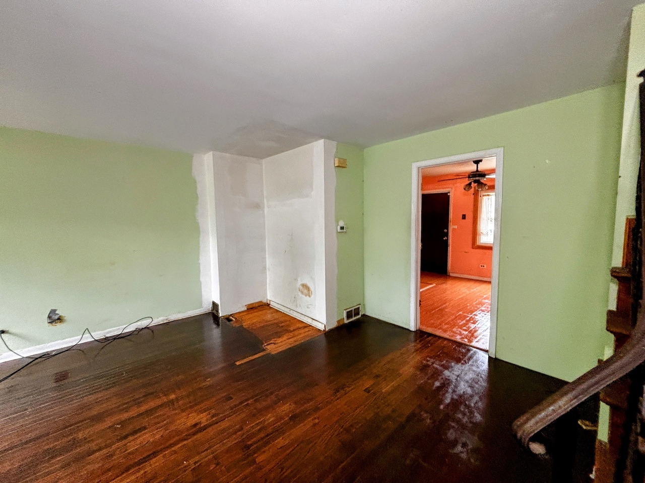 1637 McDaniel Avenue, Evanston, IL 60201