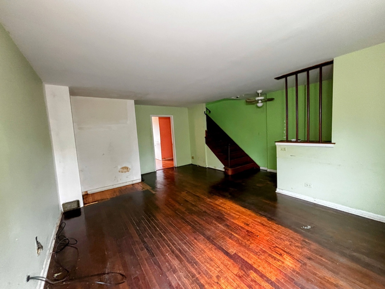 1637 McDaniel Avenue, Evanston, IL 60201