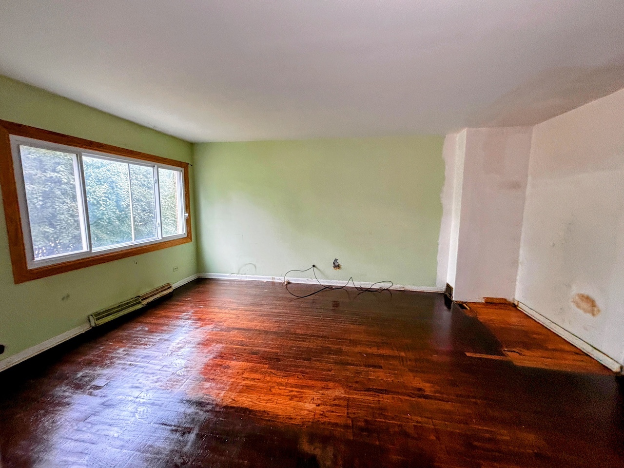 1637 McDaniel Avenue, Evanston, IL 60201