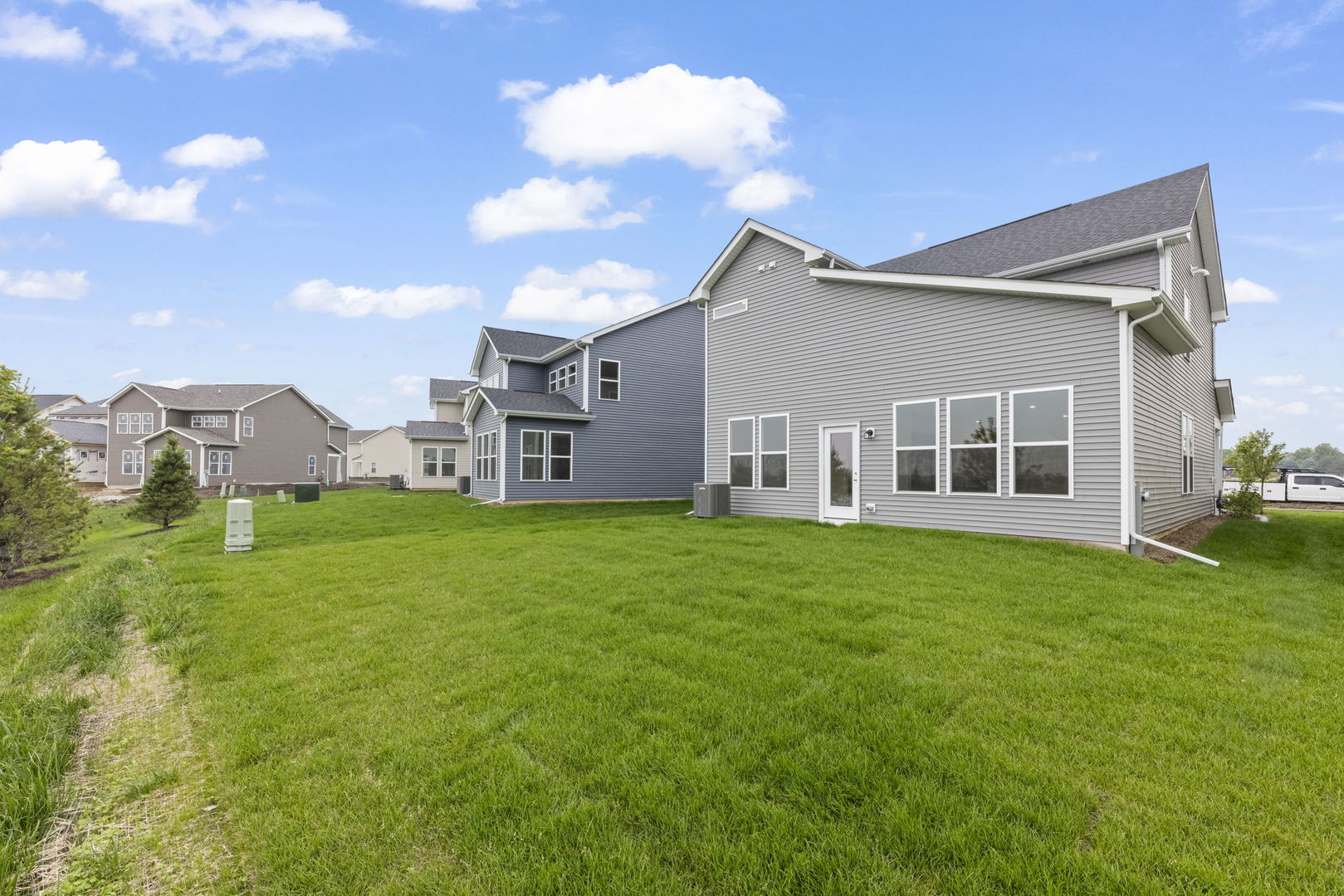 2416 Tailshot Road, Naperville, IL 60564