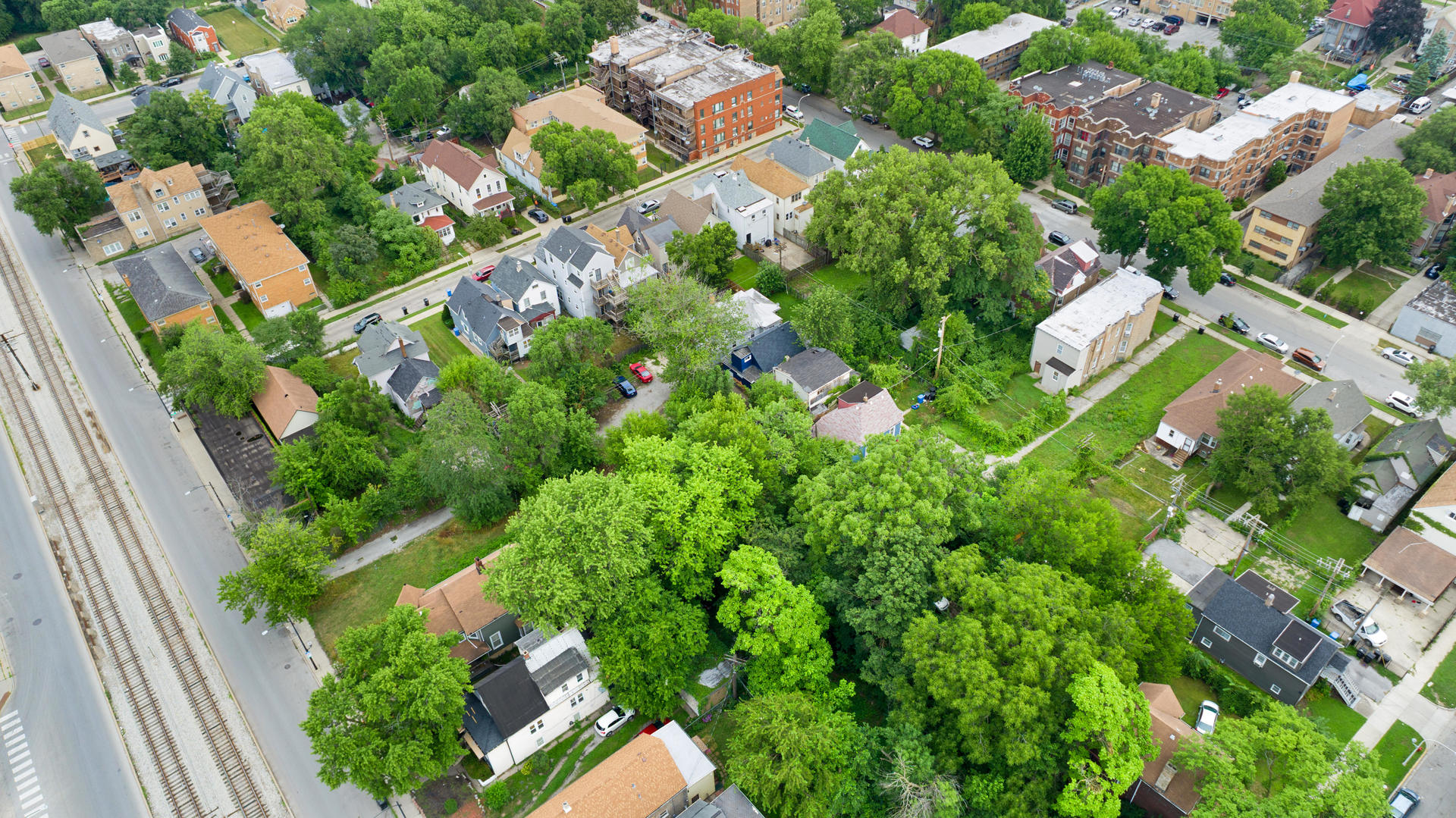 7652 1/2 S Coles Avenue, Chicago, IL 60649