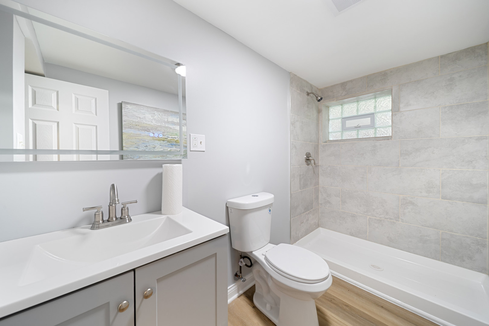 7652 1/2 S Coles Avenue, Chicago, IL 60649