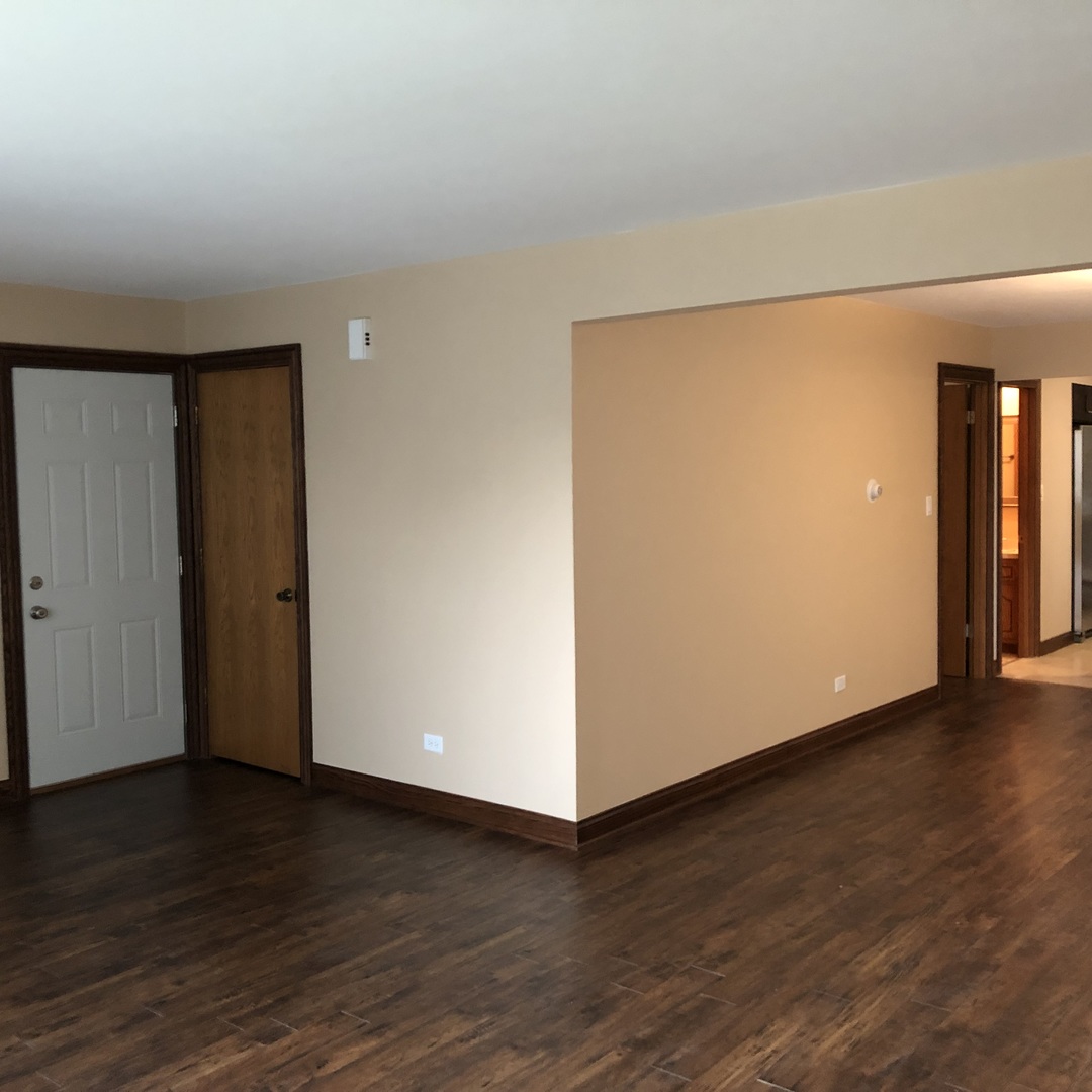 10301 Mcvicker Avenue, Chicago Ridge, IL 60415