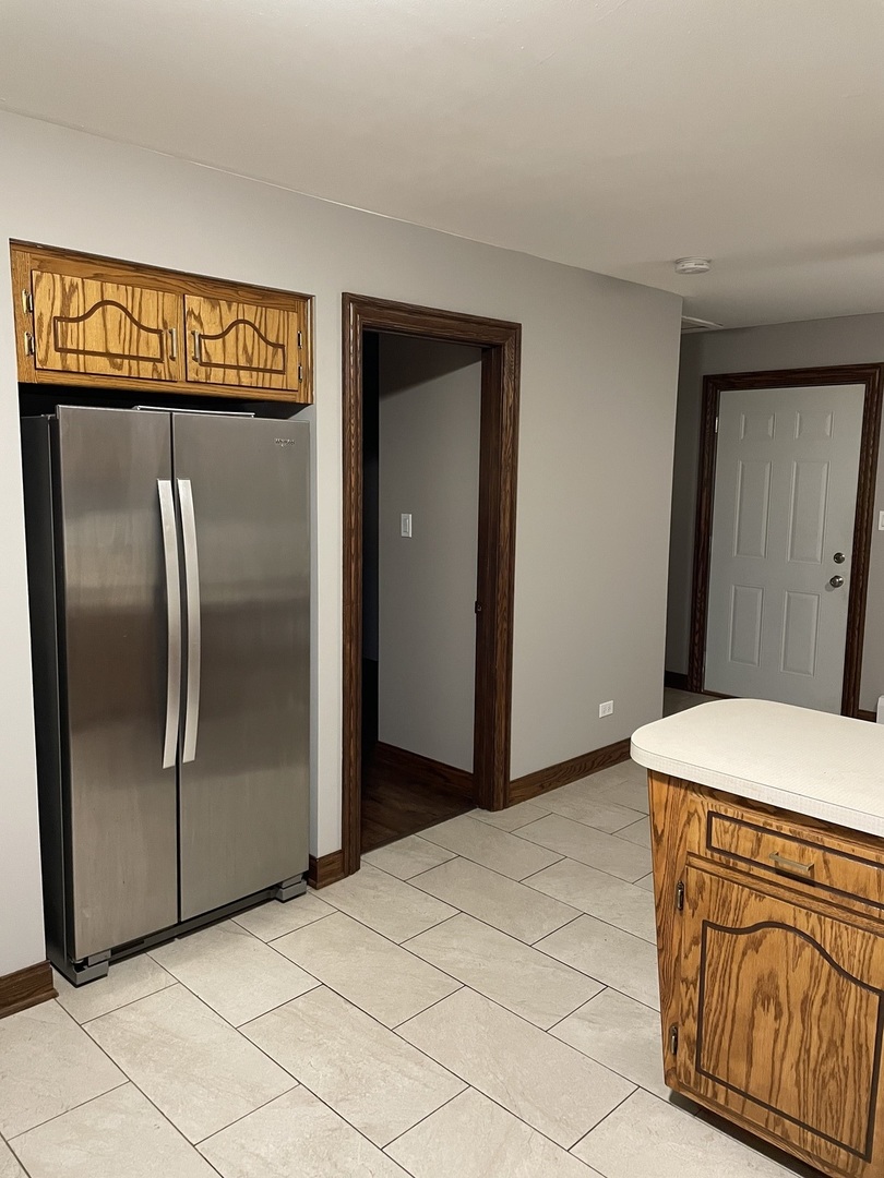 10301 Mcvicker Avenue, Chicago Ridge, IL 60415