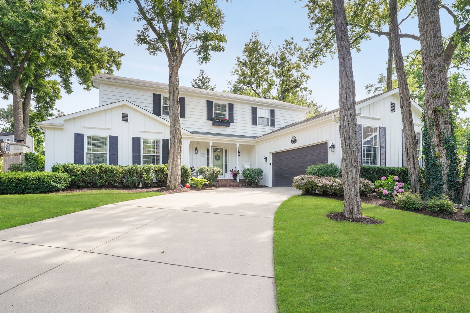 1S771 Carrol Gate Road, Wheaton, IL 60189
